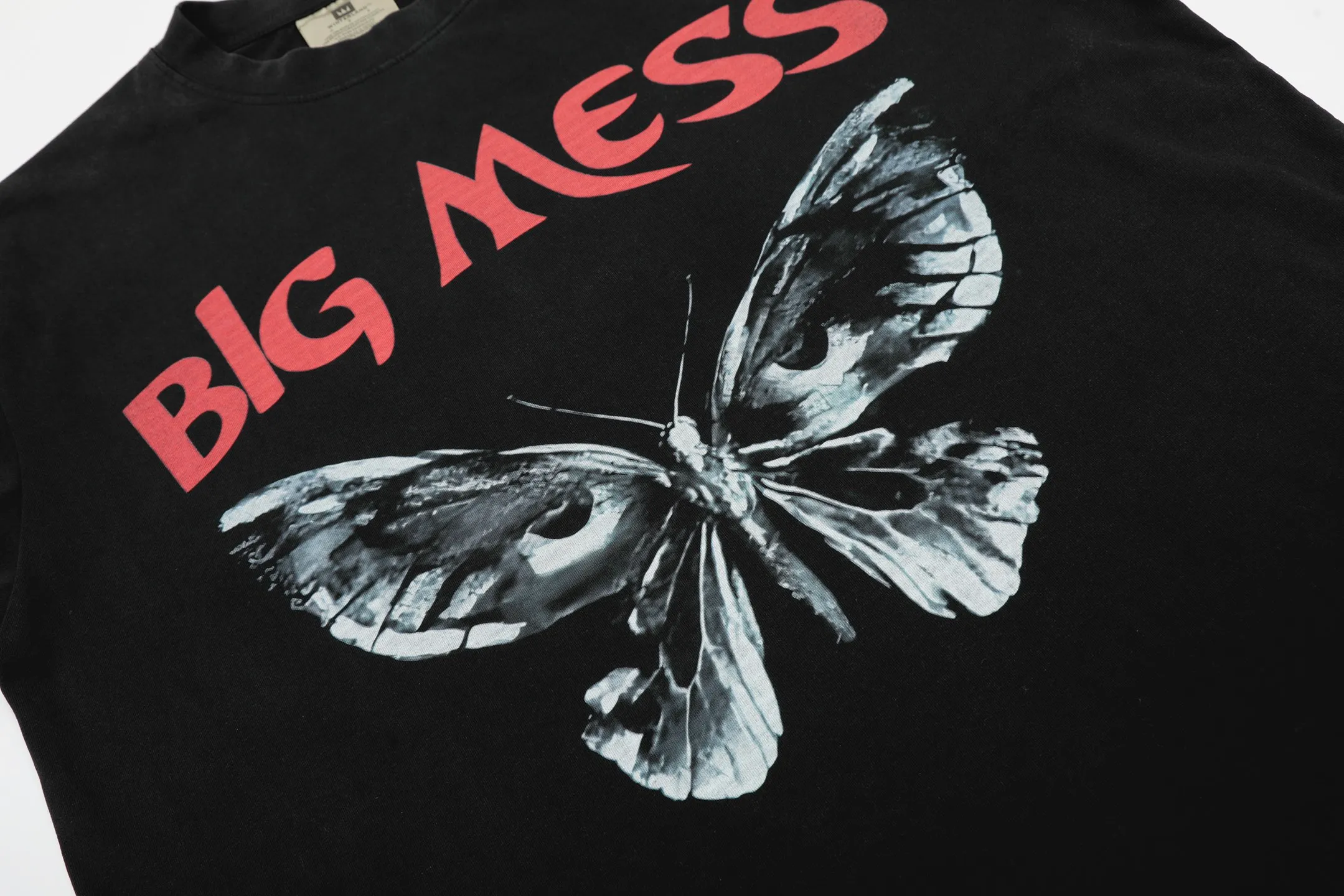 VT9248 P140💰 SAINT Michael "Butterfly Grimace" punk style printed retro washed distressed short-sleeved T-shirt Small neckline design White ink digital direct printing High street retro heavy distressed washed Vintage short sleeves Size: S M L XL